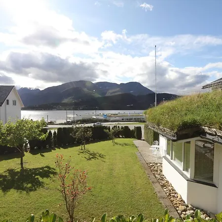 Aursnes מלון Sykkylven