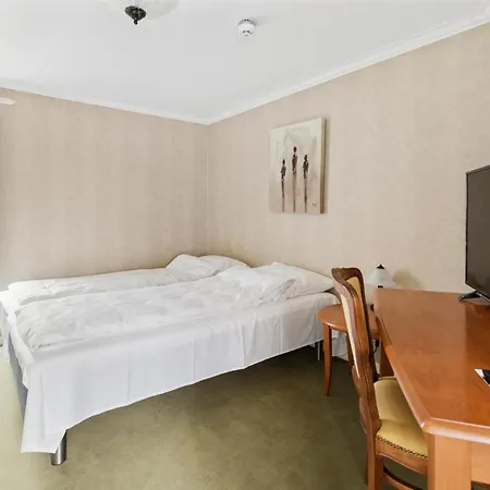 Hotel Aursnes